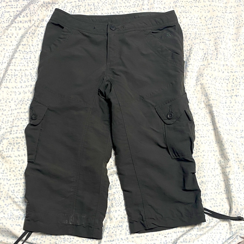 GAP Black Women's Cargo Shorts